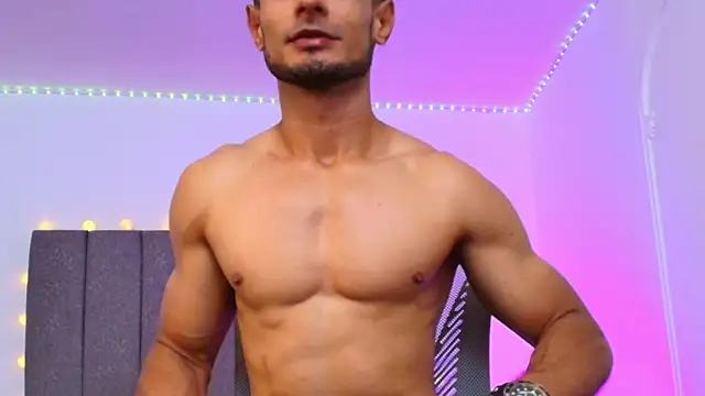 Adonys_Lewis_ webcam
