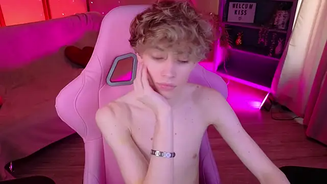 kevingarsiaa (M twink) - jerk off 2 min