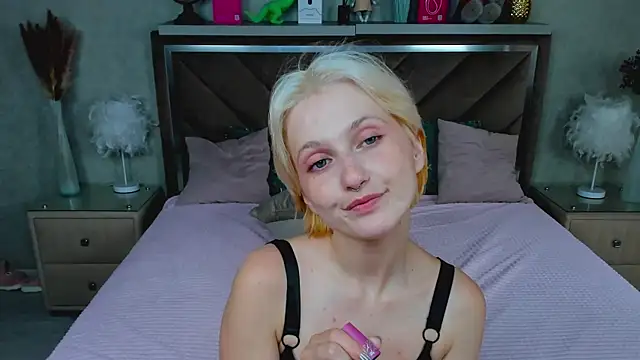 MiaKarlos webcam