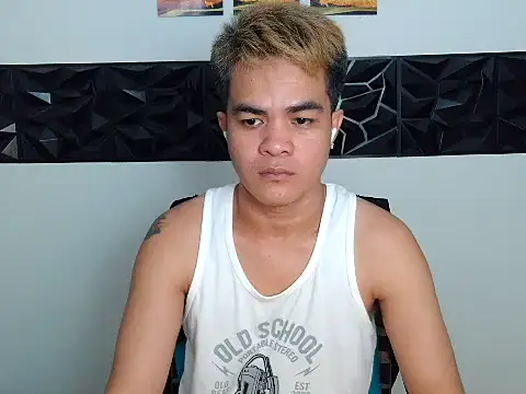 yourmikexxx webcam