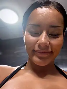 Risky_Workouts webcam