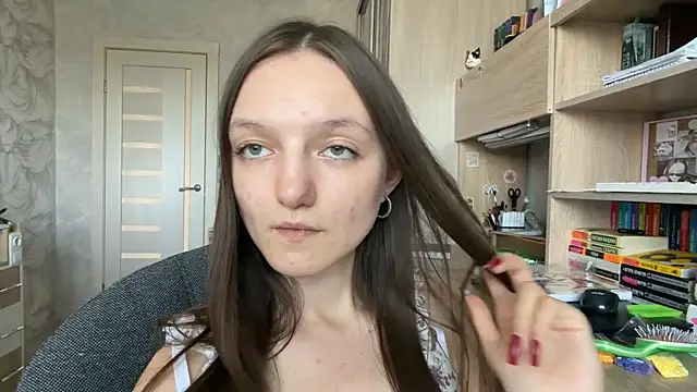 LeaScolieri live cam on StripChat