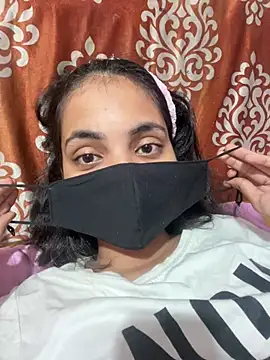 Sandhya_77 webcam