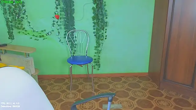 Zoe_Zephyr webcam