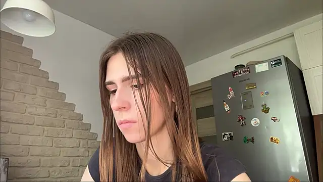 ZaraGuyette webcam