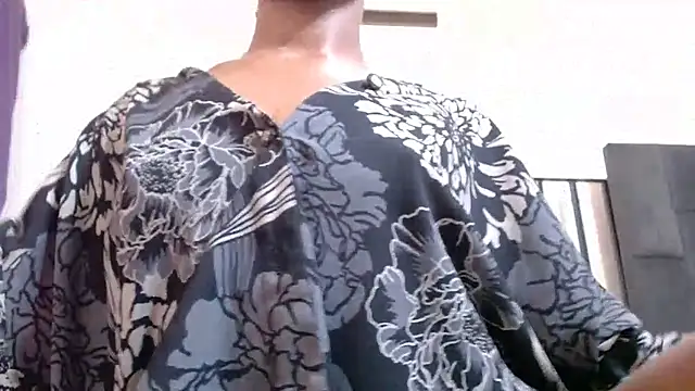 creamyslender23 webcam