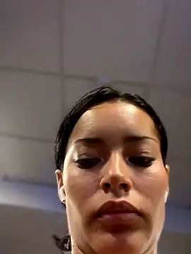 risky_workouts (F young) - ✨RISKY CUMSHOW GIRLS GYM LOCKEROOM TS✨