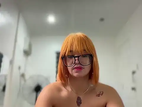 Naughty_mariaxxx live cam