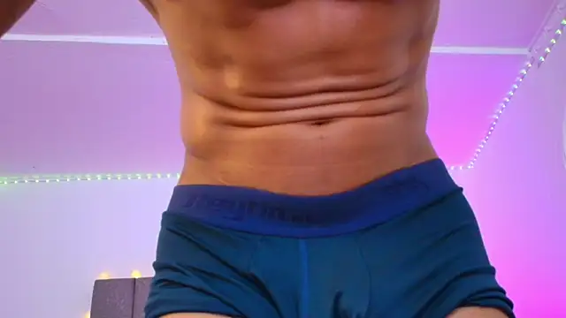 Adonys_Lewis_ webcam