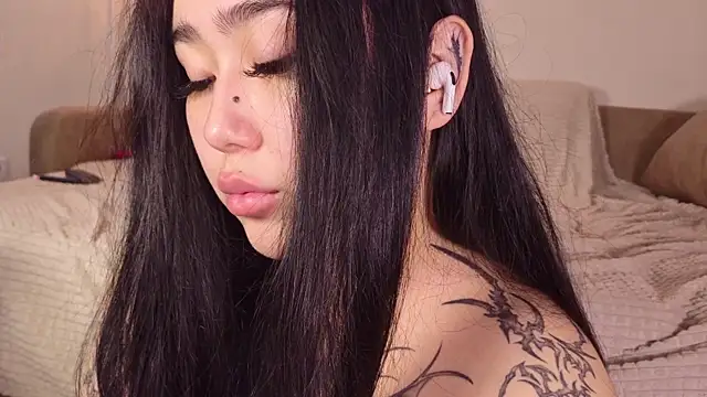 Yuriko_May webcam