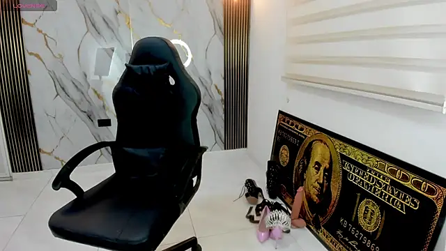 queen_findom1 webcam
