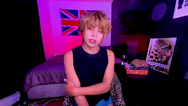 Aronn_44 webcam