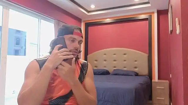 Marrymeplz webcam