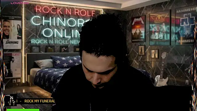 chino_roz live cam on StripChat