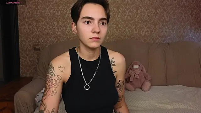 lilihere_ (F young) - ❤️SHOW ASS❤️