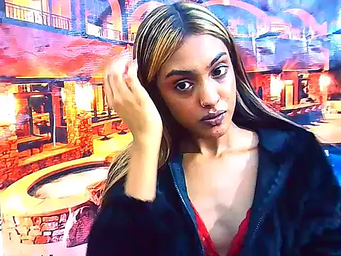 IndianPretty14u2Luv webcam