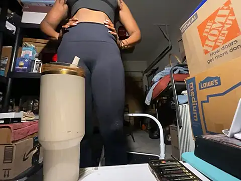 wynterheat live sex cam