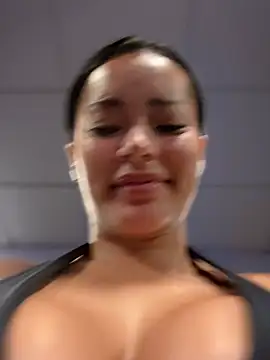 Risky_Workouts webcam