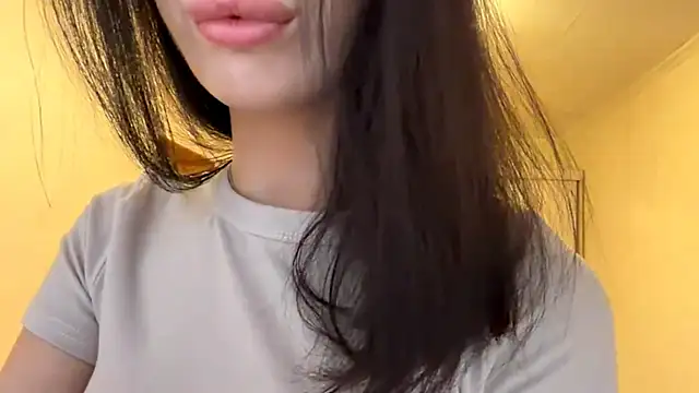 LivianDivorce webcam