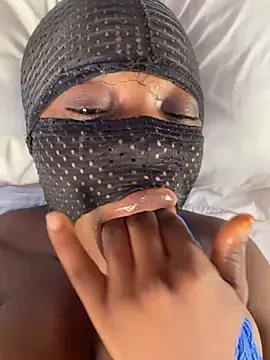Kendra-rose live cam on StripChat