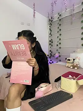 Lucyjoi webcam