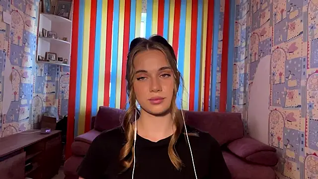 Miss_Blessnyth webcam