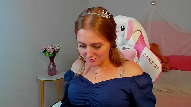 EllaBells live webcam show