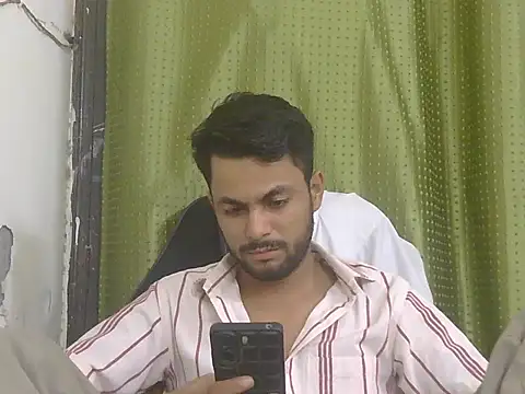 Stubborndesiboy webcam