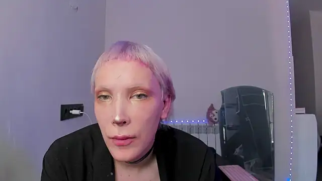 Lyricca's live stream