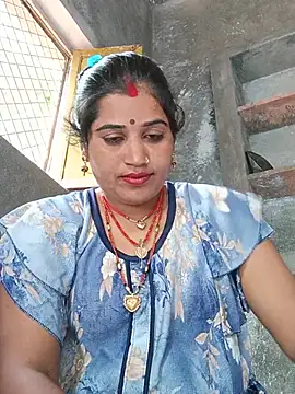 Hot_kamla