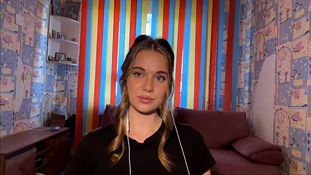 Miss_Blessnyth webcam