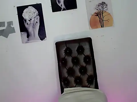 foxxy_barbie (T teen) - spoild me here daddy and make me cum
