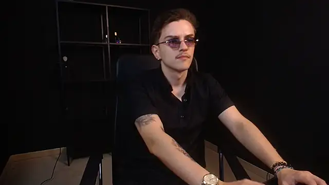 FelixStarkk live webcam show
