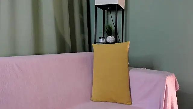 LeticiaRomano live webcam show