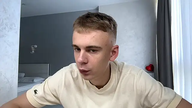solofury (M twink) - Buy car