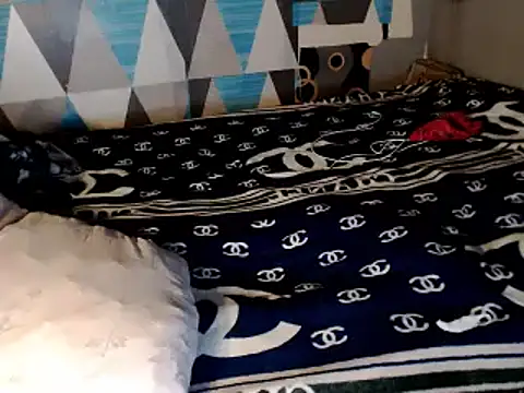 Trish_CurveCock live webcam show