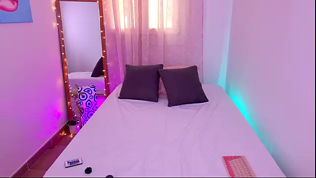 Mar_333 live webcam show
