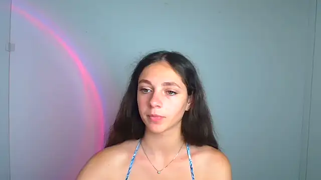 kissmejulia - KissMeJulia's free webcam - UK Sex Cams