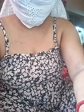 shabm20 live cam on StripChat