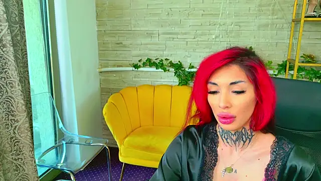 CassyFoxyy webcam
