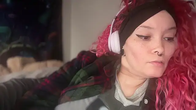 FRRANNKIE live webcam show