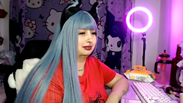 lussyevans24 live webcam show