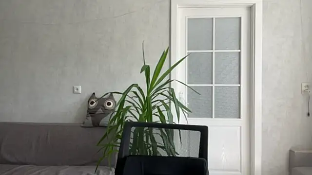 LaraineDomebo live webcam show