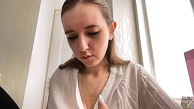 mia_labs1 live webcam show