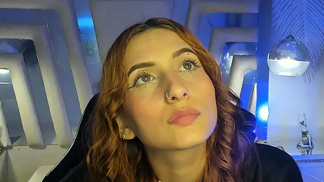 ValerySkinnyy webcam