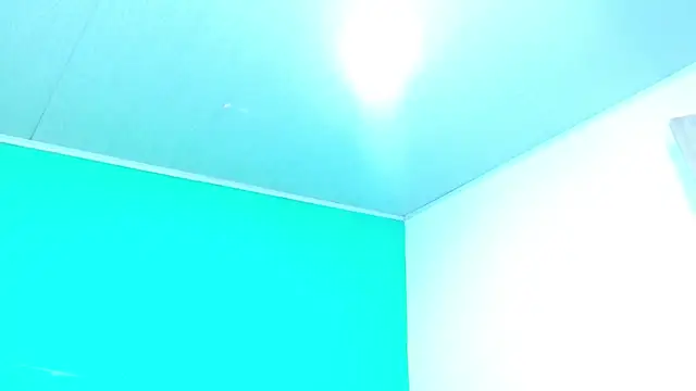 avaleri_cherry webcam