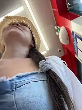 xiaoxiaocheng678 live webcam show