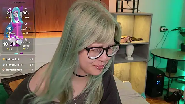 MoliQin live cam on StripChat