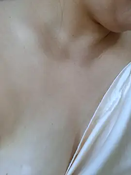 Vibeme-crazy1 live cam on StripChat
