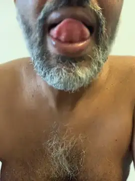 thebeelzebun (Ask my age) - Cum On Cam